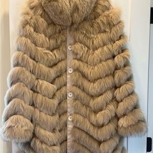 Luxurious Tan Faux Fur Coat